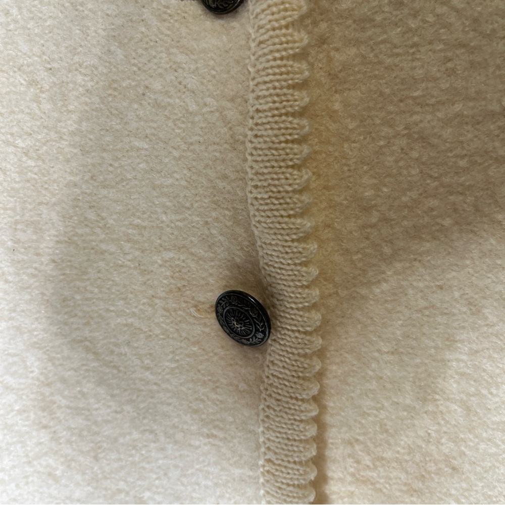 Tally Ho Cream Teddy Jacket Cropped Boxy Silhouette - Picture 3 of 5